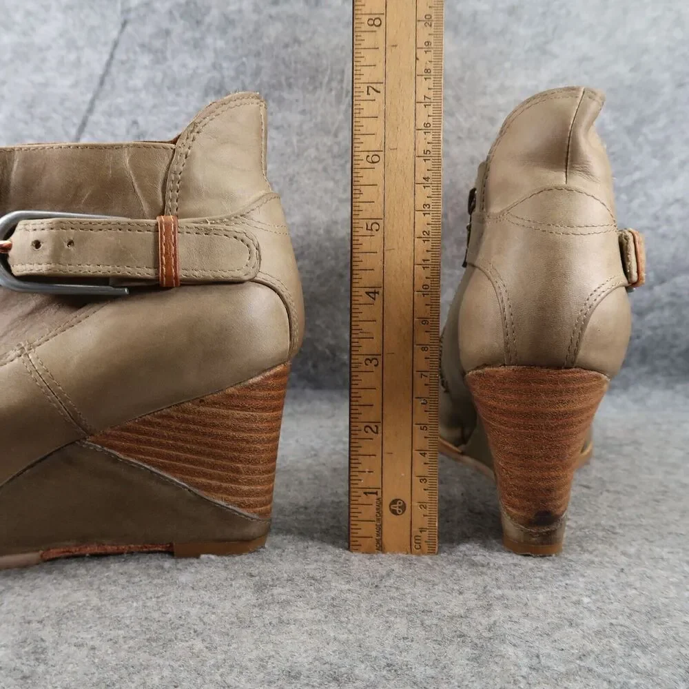 J Shoes Womens 10 Wedge Booties Fashion Leather Classic Tania Zip Buckle Strap